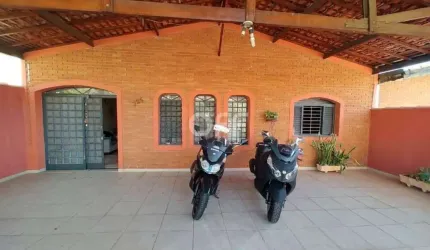 Casa com 3 quartos à venda na Avenida Brigadeiro Rafael Tobias de Aguiar, 335, Jardim Aurélia, Campinas, 220 m2 por R$ 790.000