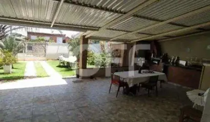 Casa com 3 quartos à venda na Rua João Marques, 19, Parque São Jorge, Campinas, 216 m2 por R$ 490.000