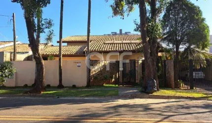 Casa com 3 quartos à venda na Rua Doutor João Alves dos Santos, 1093, Jardim das Paineiras, Campinas, 278 m2 por R$ 1.500.000