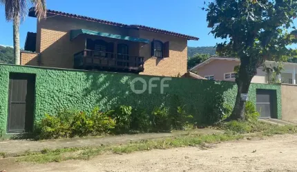 Casa com 3 quartos à venda na Anizio Ortiz Monteiro, 32, Toninhas, Ubatuba, 178 m2 por R$ 1.390.000