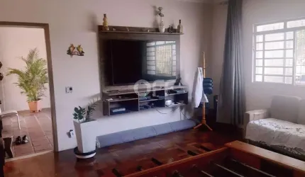 Casa com 3 quartos à venda na Rua Francisco de Campos Abreu, 1665, Vila Georgina, Campinas, 350 m2 por R$ 500.000