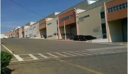 Barracão / Galpão / Depósito para alugar na Rua das Castanheiras, 200, Jardim São Pedro, Hortolândia, 1800 m2 por R$ 40.000
