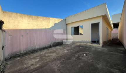Casa com 3 quartos à venda na São Pedro, 111, Floresta Encantada, Esmeraldas por R$ 220.000