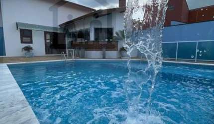 Casa para Venda em Itatiba, Residencial Flamboyant, 5 dormitórios, 3 suítes, 4 banheiros, 4 vagas