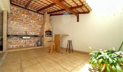 Anchieta - São Bernardo do Campo - Casa 3 quartos 1 suite, churraqueira, 1 vaga