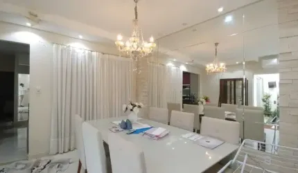 Casa com 3 Quartos e 2 banheiro à Venda, 135m² Jaguaré - São Paulo