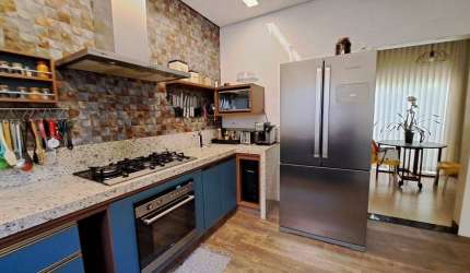 Casas com 4 Quartos e 3 banheiros à Venda em Santana