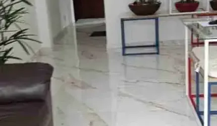 Apartamento reformado prédio misto(residencial/comercial) quarto flexível para virar sala ou quarto