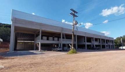 Pavilhão / Depósito Jardim das Hortências Caxias do Sul