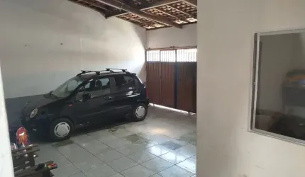 E - Vendo casa no Maiobão
