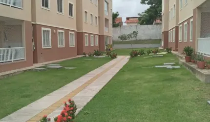 J - Vendo Apt de dois quartos no Calhau