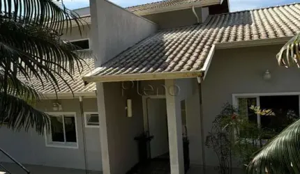 Casa à venda com 4 suítes no Condomínio Estância Marambaia, Vinhedo.