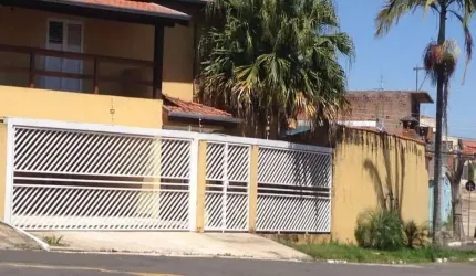 Sobrado à venda no Jardim Eulina, Campinas