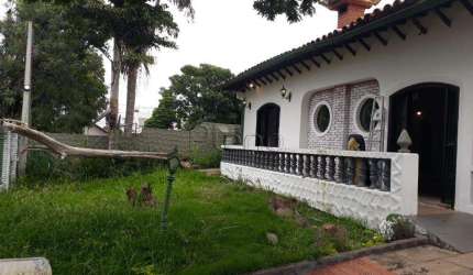 Casa para venda e locação com 4 quartos no Parque Taquaral, Campinas