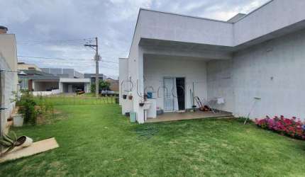 Casa à venda com 2 quartos no Residencial Aurora em Paulínia