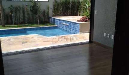 Sobrado à venda com 4 suítes no Royal Garden em Paulínia