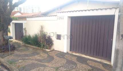 Casa à venda com 3 quartos no Jardim São Carlos, Campinas.