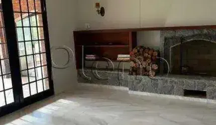 Casa à venda com 4 quartos no Condomínio Estância Marambaia, Vinhedo.