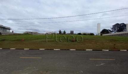 Terreno à venda  com 1000 m² no Condomínio Vila Lombarda, Valinhos.