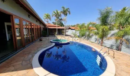 Casa à venda com 4 suítes na Colinas do Mosteiro Itaici em Indaiatuba
