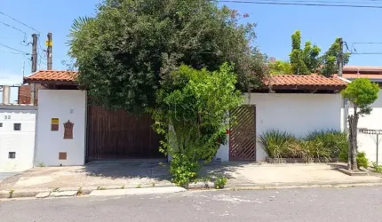 Casa à venda e para alugar em Valinhos, Santa Marina, com 3 quartos, com 250 m²