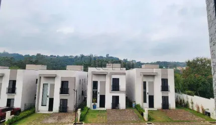 Casa à venda com 3 suítes no São Joaquim, Vinhedo.