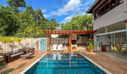 Sobrado à venda em Valinhos, Dois Córregos, com 4 quartos, com 374.3 m²