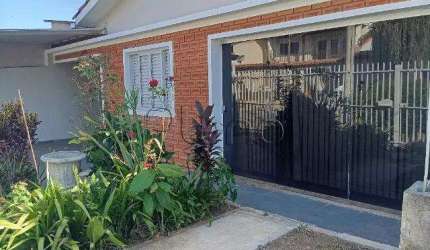 Casa à venda em Valinhos, Jardim Pinheiros, com 2 quartos, com 210 m²