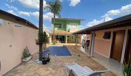 Sobrado à venda em Campinas, Vila Industrial, com 4 suítes, com 420 m²