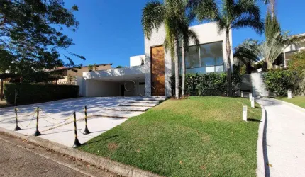 Casa para venda e locação no Condomínio Alpes de Vinhedo, bairro Pinheirinho em Vinhedo - São Paulo.