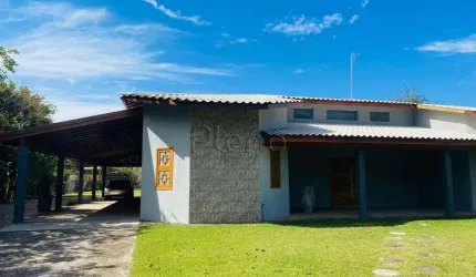 Casa à venda com 3 quartos no Loteamento Chácaras Vale das Garças, Campinas.