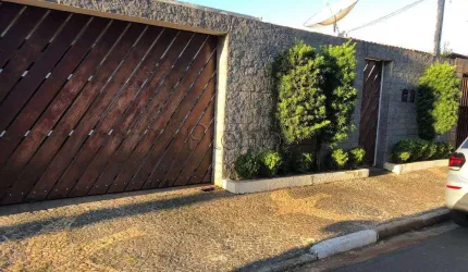 Casa à venda em Campinas, Taquaral, com 3 quartos, com 188 m²