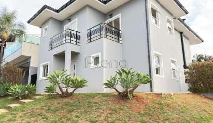 Casa para venda e locação, no Condomínio Vivenda das Cerejeiras em Valinhos/SP.