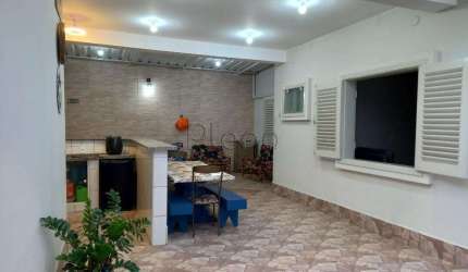 Casa para alugar em Valinhos, Jardim Europa, com 3 quartos, com 230 m²
