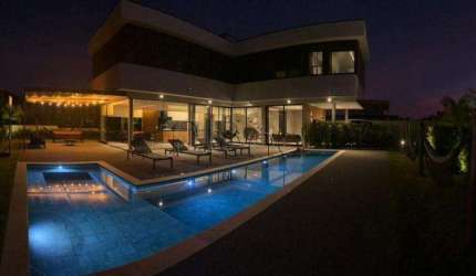 Sobrado à venda em Jaguariúna, Residencial Campo Camanducaia, com 4 suítes, com 350 m²