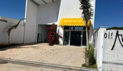 Salão à venda e para alugar em Campinas, Parque Taquaral, com 220 m²