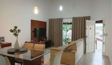 Casa à venda em Valinhos, Jardim Alto da Boa Vista, com 3 quartos, com 165 m²