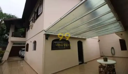 Sobrado 4 dormitórios - 2 suítes - 2 vagas - 195m2