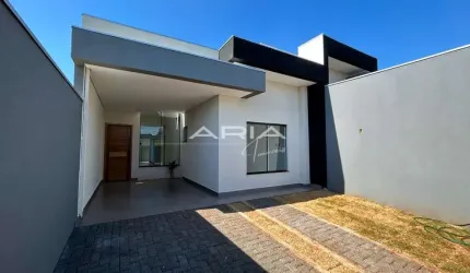 Casa à venda no Bairro Colinas, zona Oeste de Londrina PR