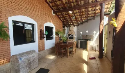 Casa 3 quartos 1 suíte à venda, Vila Santa Maria (Vila Xavier), ARARAQUARA - SP
