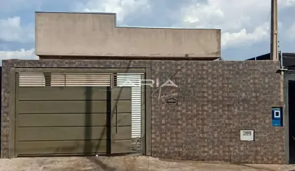 Casa com 02 quartos,75 m e garagem p  2 carros à venda no Jd Altos dos Pinheiros