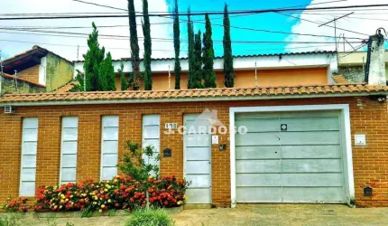 Casa à venda por R$ 700.000,00 - Vila Trujillo - Sorocaba/SP