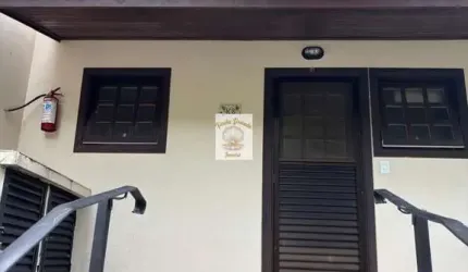 Casa à venda em Guarujá/SP