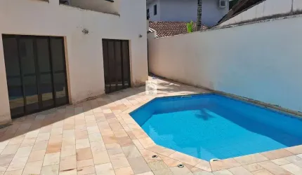 Casa para alugar em Guarujá/SP