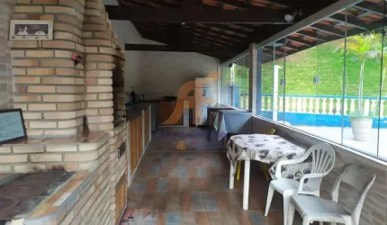 Chácara para Venda em Jacareí, São Silvestre, 3 dormitórios, 2 banheiros, 8 vagas
