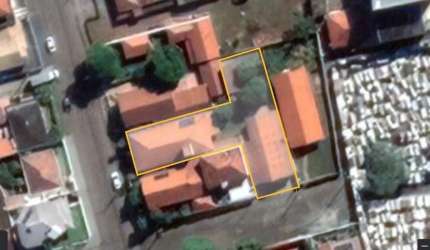 TERRENO NO CENTRO COM CASA E GALPÃO