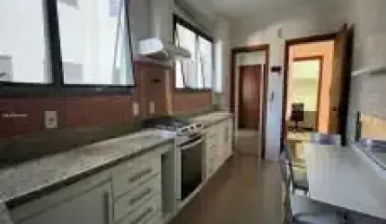 Amplo apartamento em frente a faculdade de medicina em Taubaté/SP!