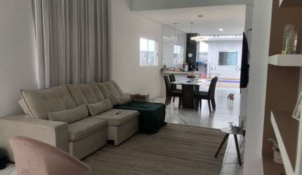 Linda Casa no Condomínio Azzure – Cabreúva/SP