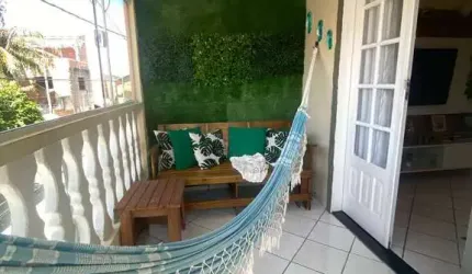 Duplex encantador: 2 casas independentes por um preço irresistível!