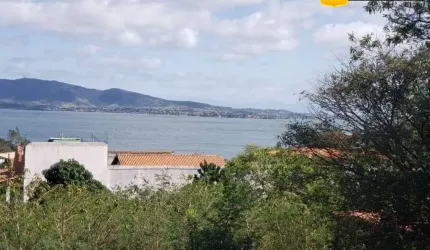 Área Com Projeto Aprovado Para Construção De Condomínio.